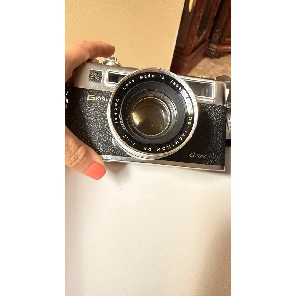 Vintage Yashica Electro 35 GSN Rangefinder Camera 45mm f1.7 Lens Case - Untested